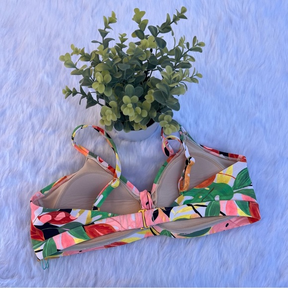 NWT Kona Sol Women’s V-Neck Knot Bikini Top - Picture 15 of 17